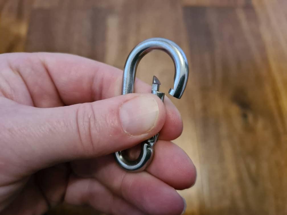 Fixation Clips & Hardware Connectors - High-Quality Solutions from UK Seller