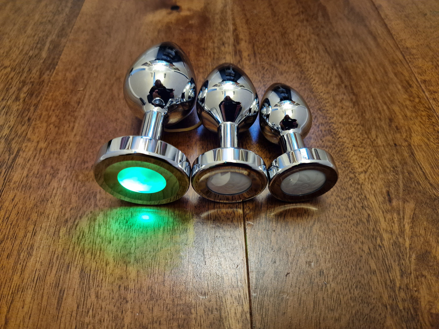 LED Light Up Stainless Steel Plug – 3 Light Modes, S/M/L, UK Seller