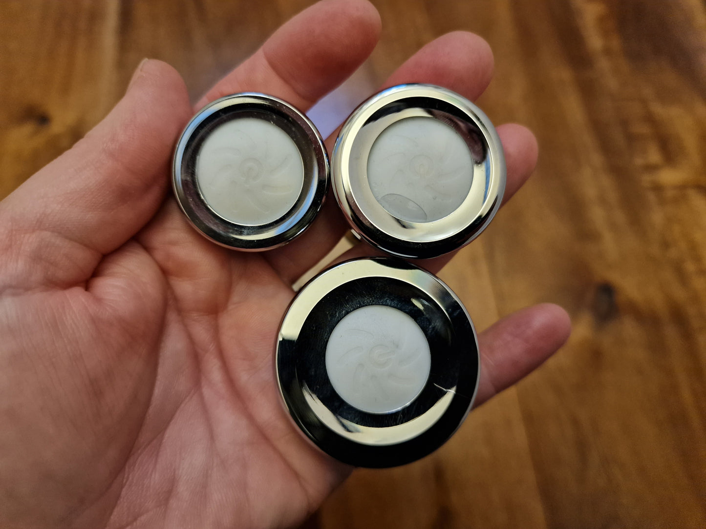 LED Light Up Stainless Steel Plug – 3 Light Modes, S/M/L, UK Seller