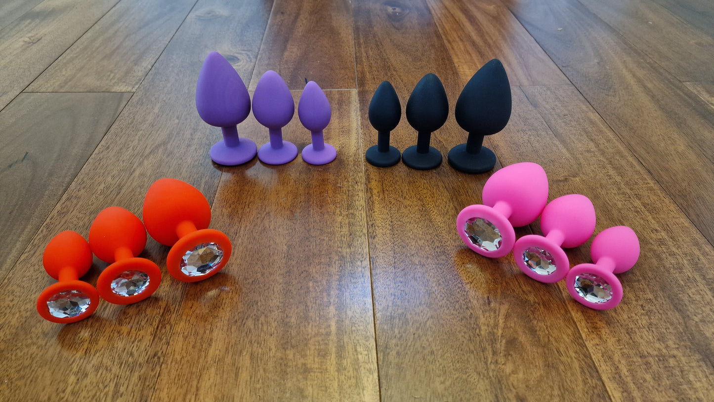Silicone Plug with Jewel – 3 Sizes, 4 Colours, UK Seller for Glamorous Style