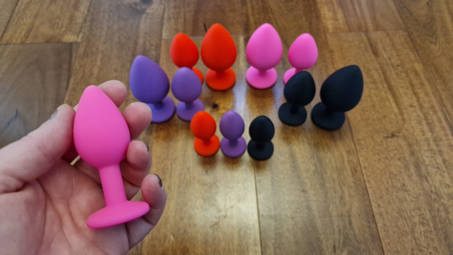 Silicone Plug with Jewel – 3 Sizes, 4 Colours, UK Seller for Glamorous Style