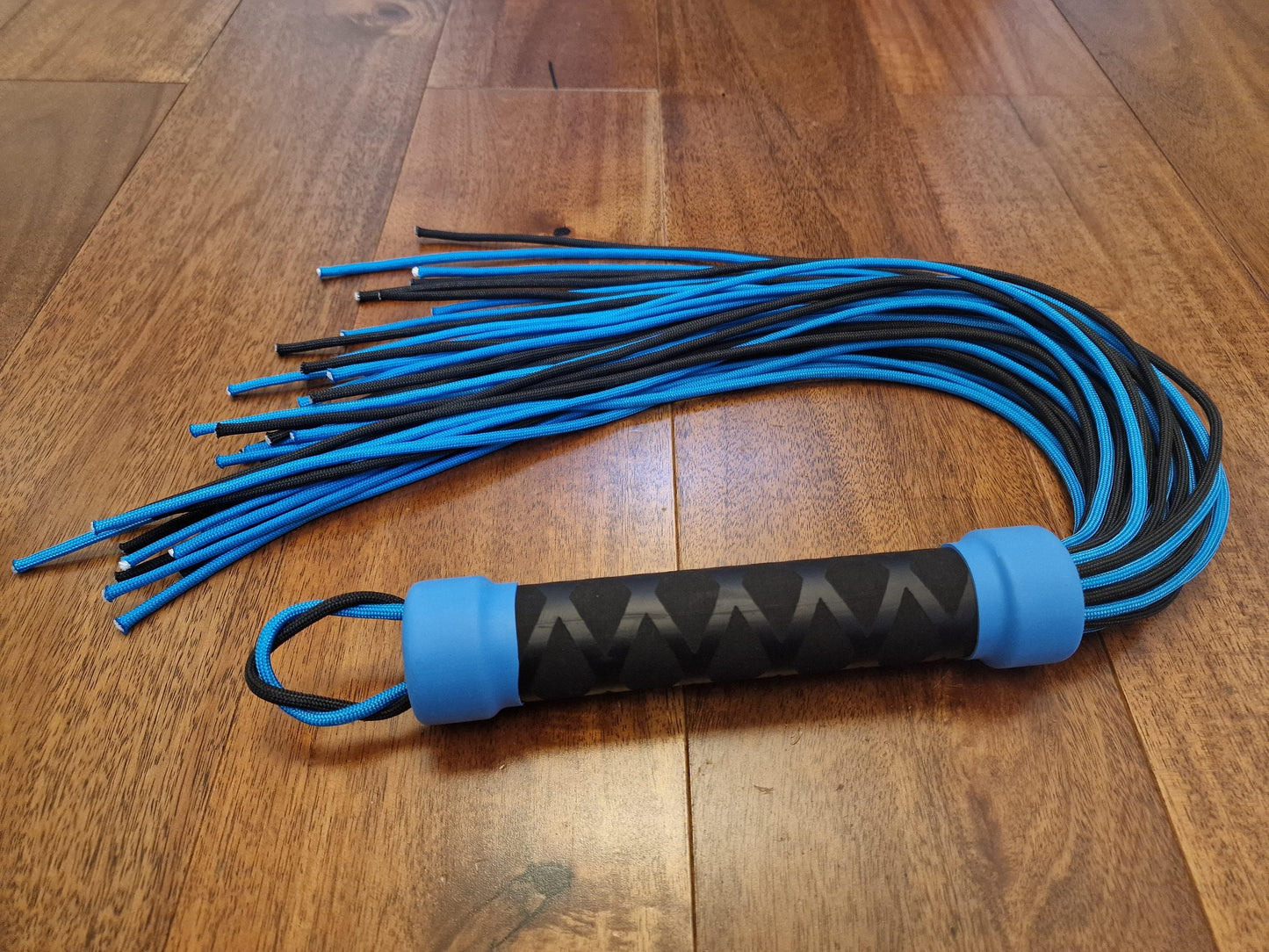 Paracord Flogger Metal Handle - Handmade in the UK