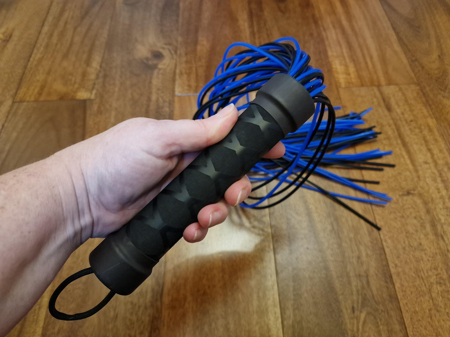 Silicone Vegan Flogger - Handmade in the UK with 3 mm Falls