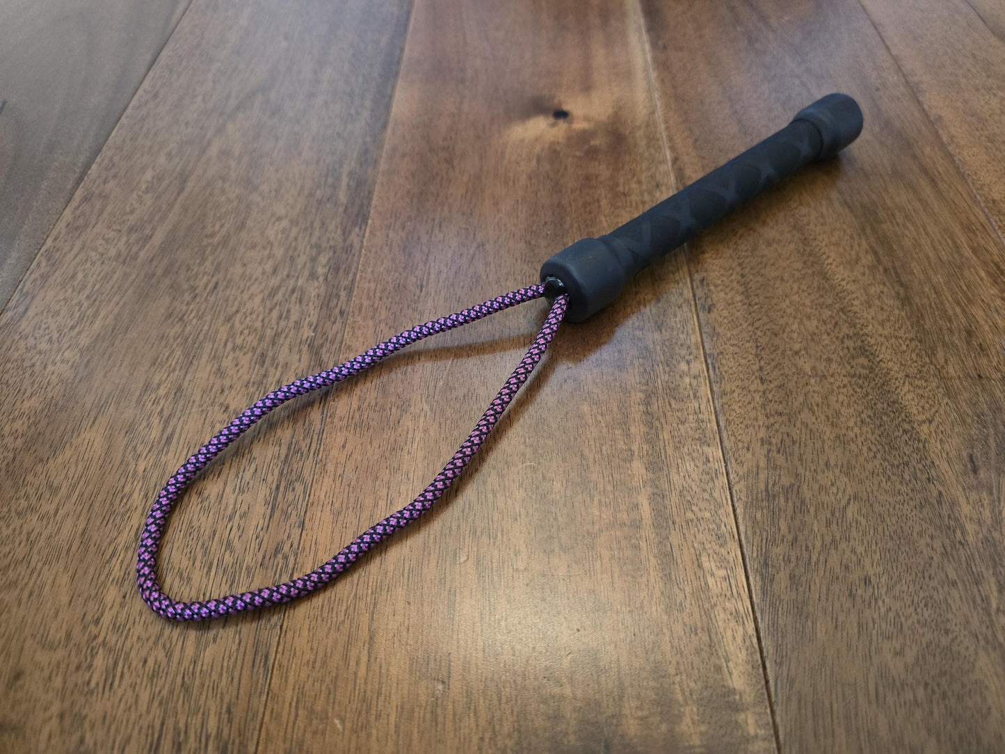 Paracord Loop Paddle - Handmade in the UK with Up-cycled Core
