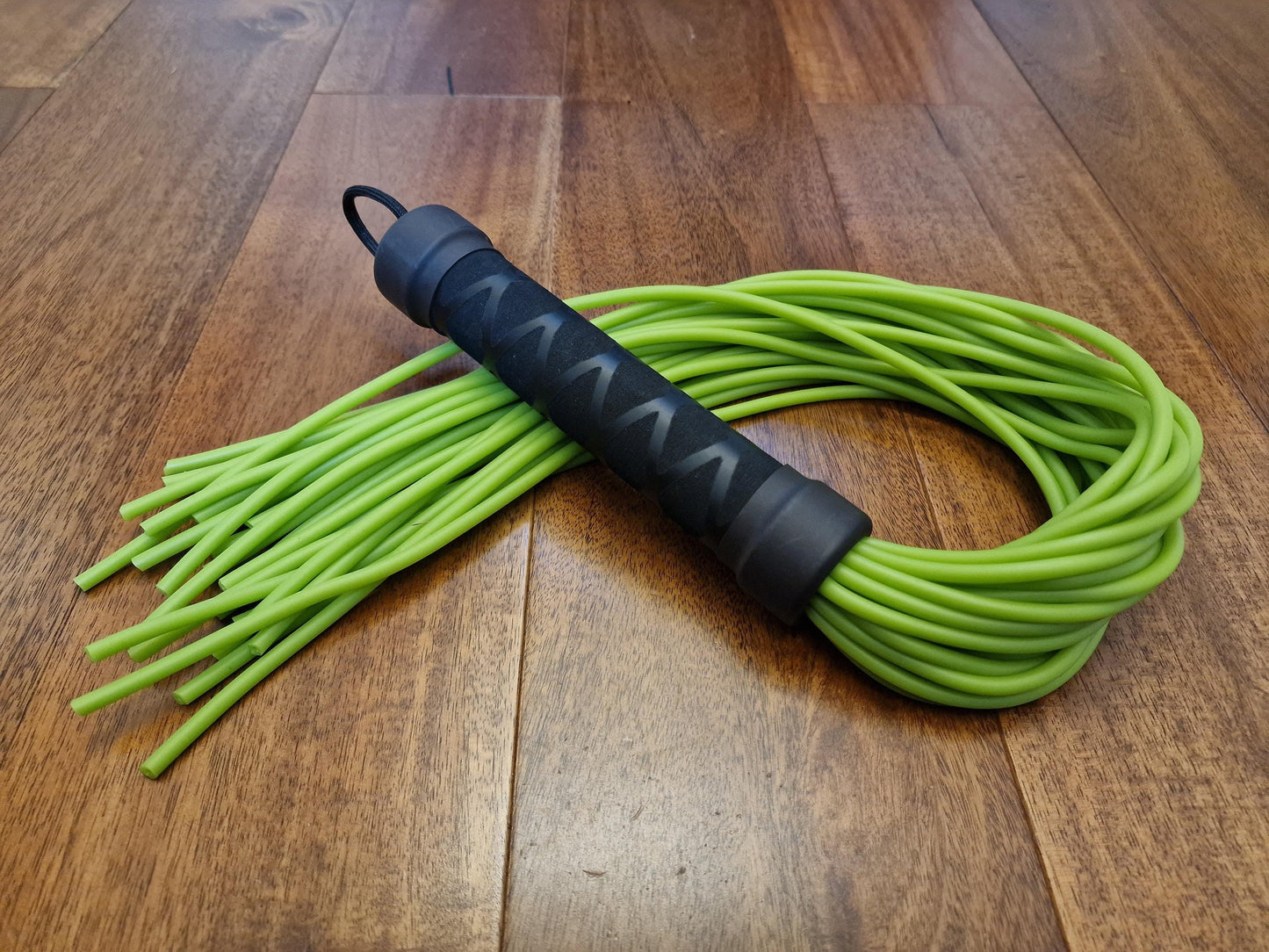 Latex Flogger with Metal Handle and Non-slip grip – Handmade in the UK