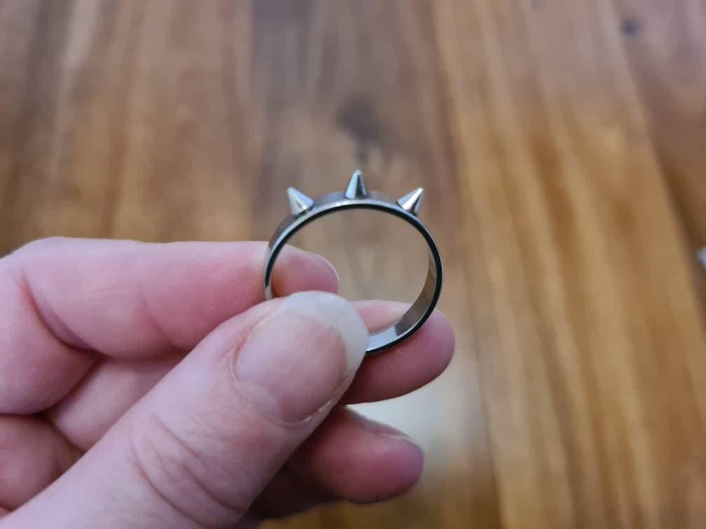 Spiky Gothic Rings (3-Spike) – Alternative Jewellery (UK Seller)