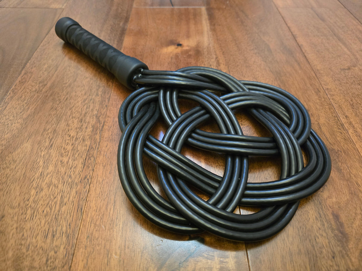 Large Celtic Knot Rug Beater