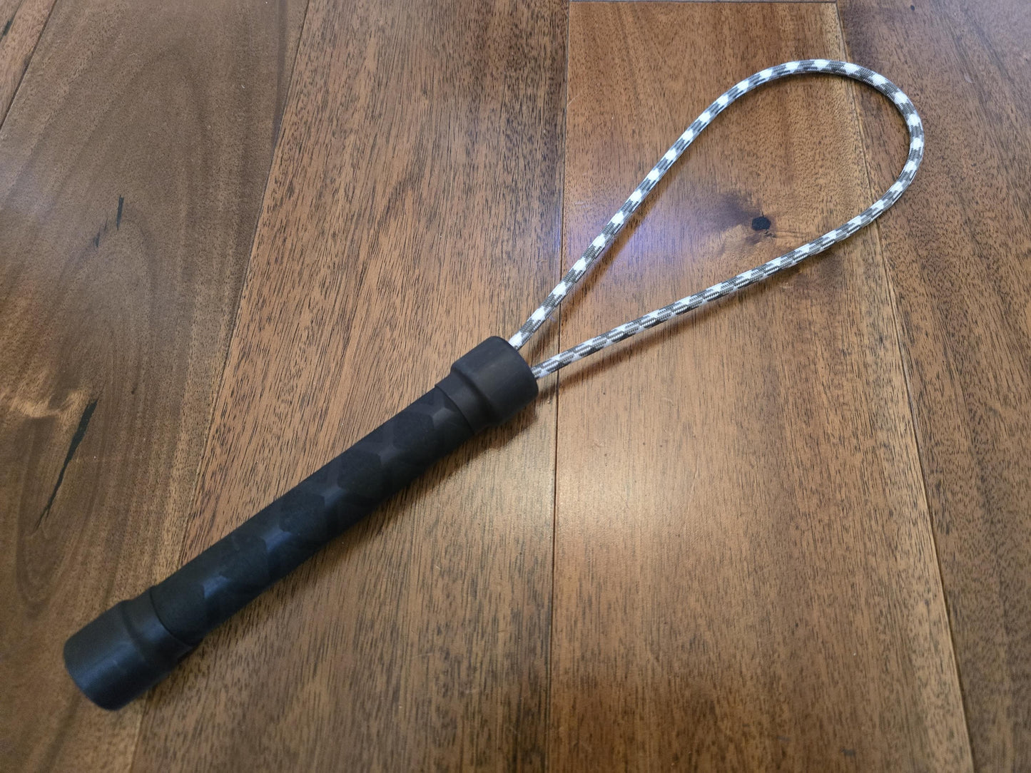Paracord Loop Paddle – Spring Core, Metal Handle, Handmade UK