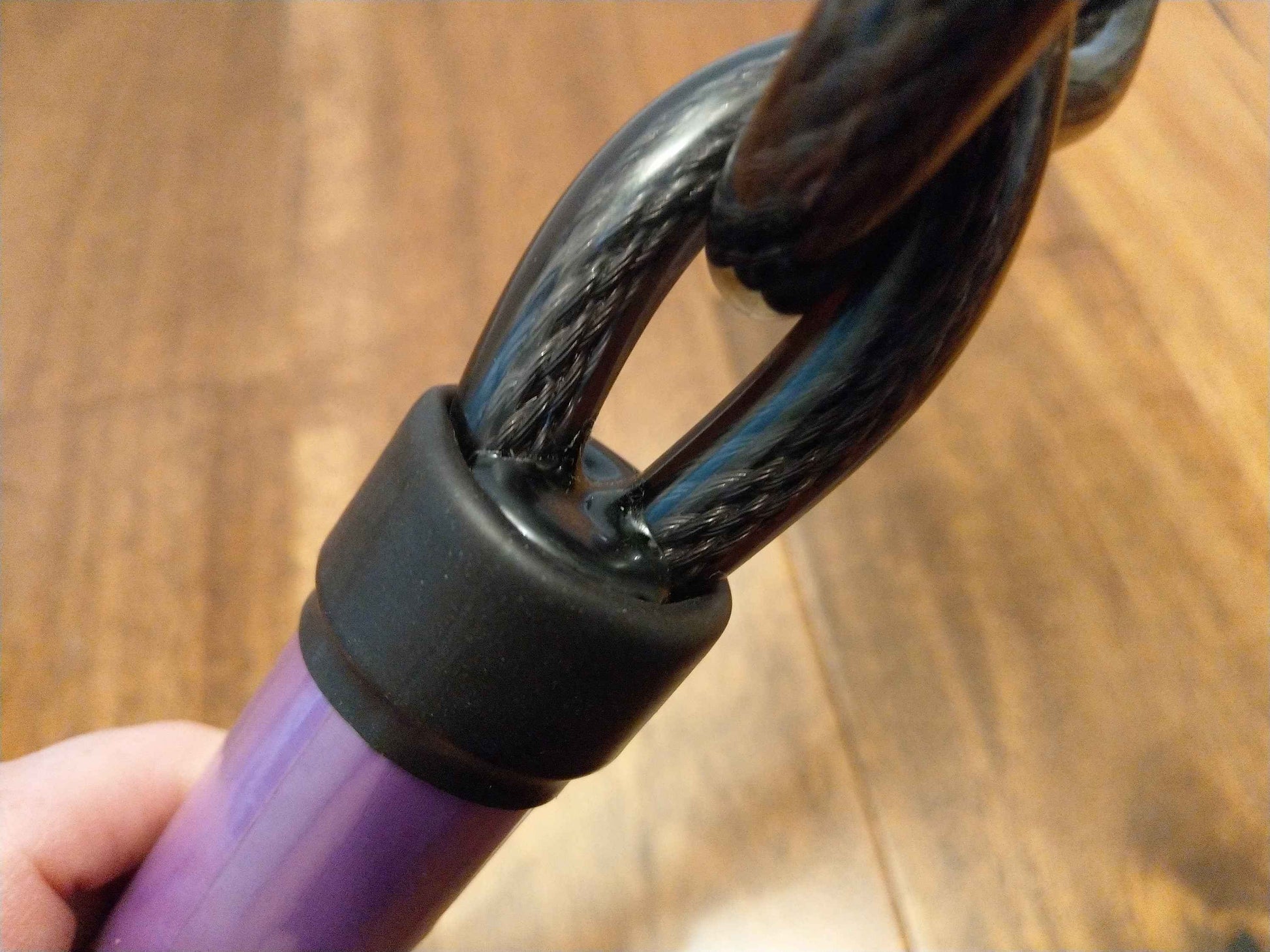 Black Twist Loop Rug Beater – Steel Cable Core, UK Made
