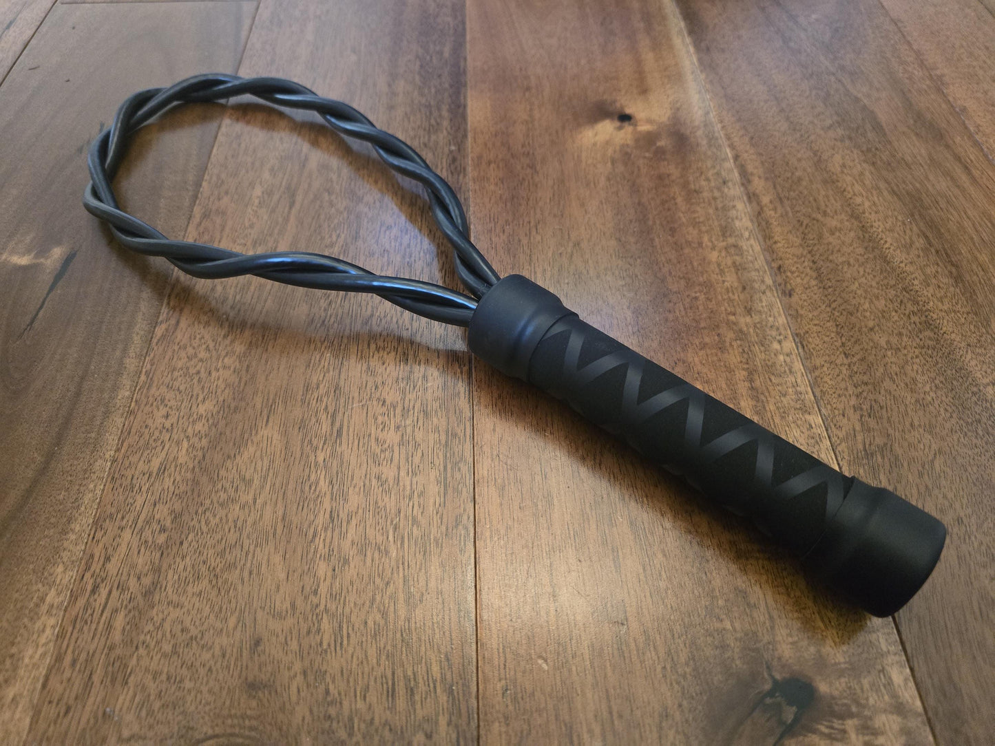 Black Cable Loop Paddle – Twisted Textured Finish, Handmade UK