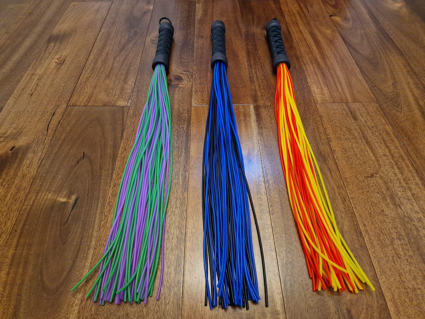 Silicone Vegan Flogger - Handmade in the UK with 3 mm Falls