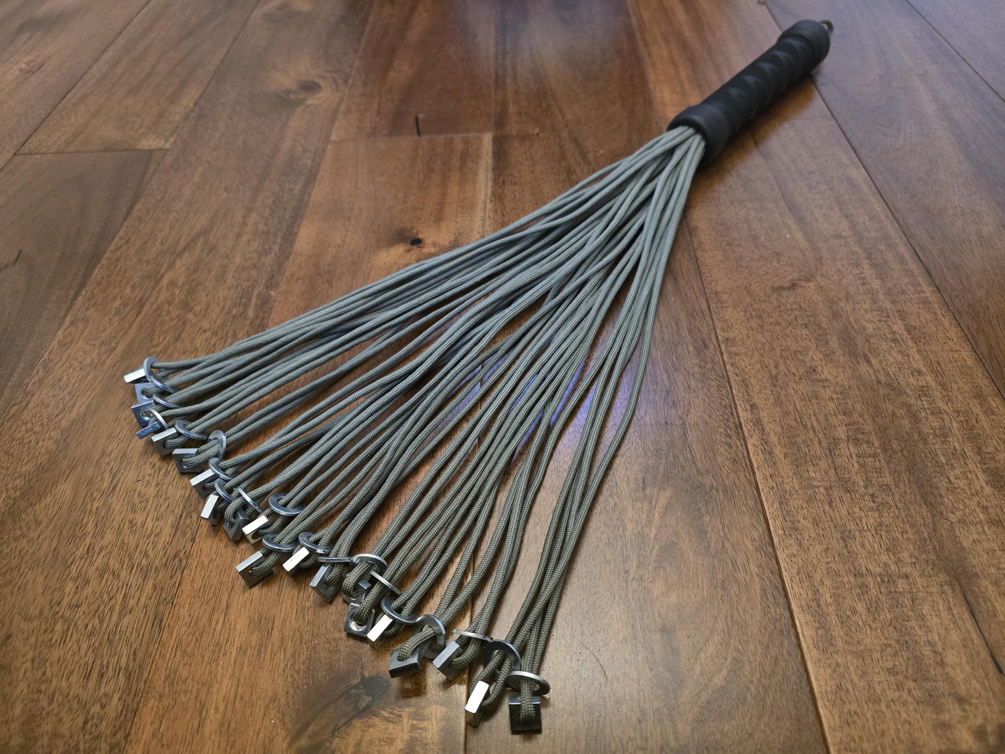 Nuts and Washers Paddle - Paracord Loops - Handmade UK