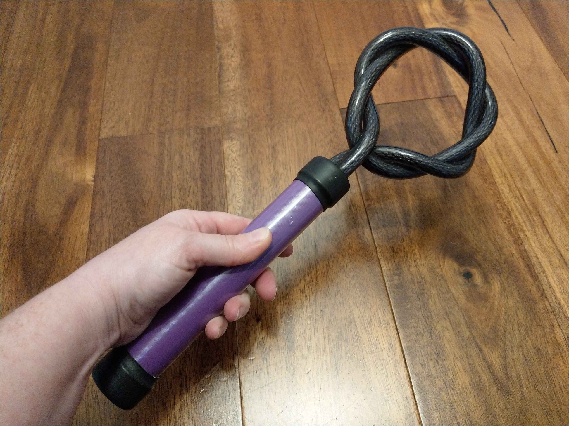 Black Twist Loop Rug Beater – Steel Cable Core, UK Made