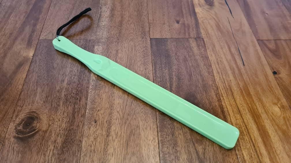 Long Curved Paddle 39 cm - Sturdy Solid Plastic for Enhanced Performance